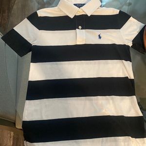 BLACK AND WHITE STRIP POLO KIDS SIZE 8.  🖤🤍🖤